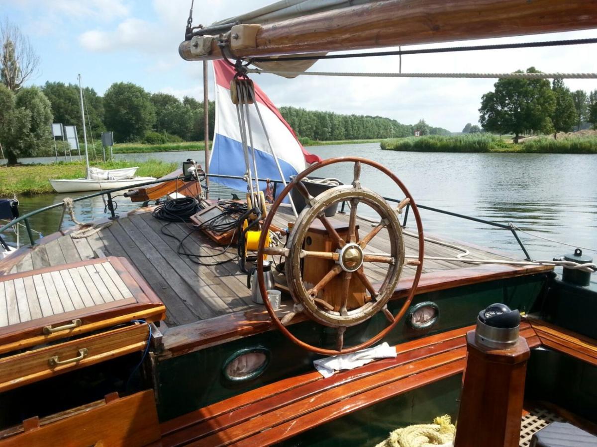 Tjalkjacht Pelikaan *